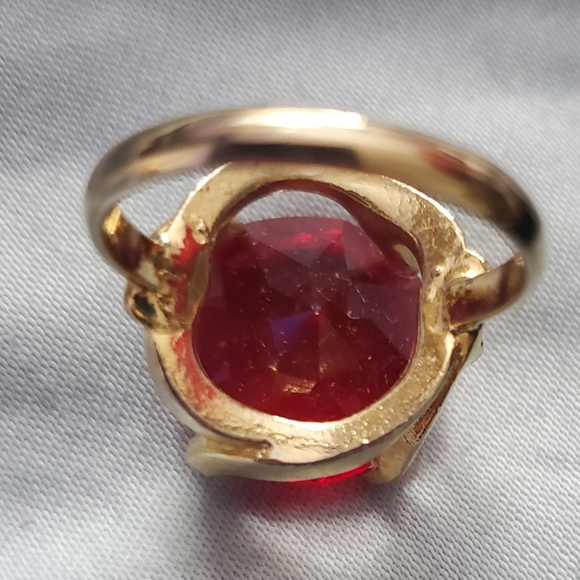 Ring - Picture 10 of 10